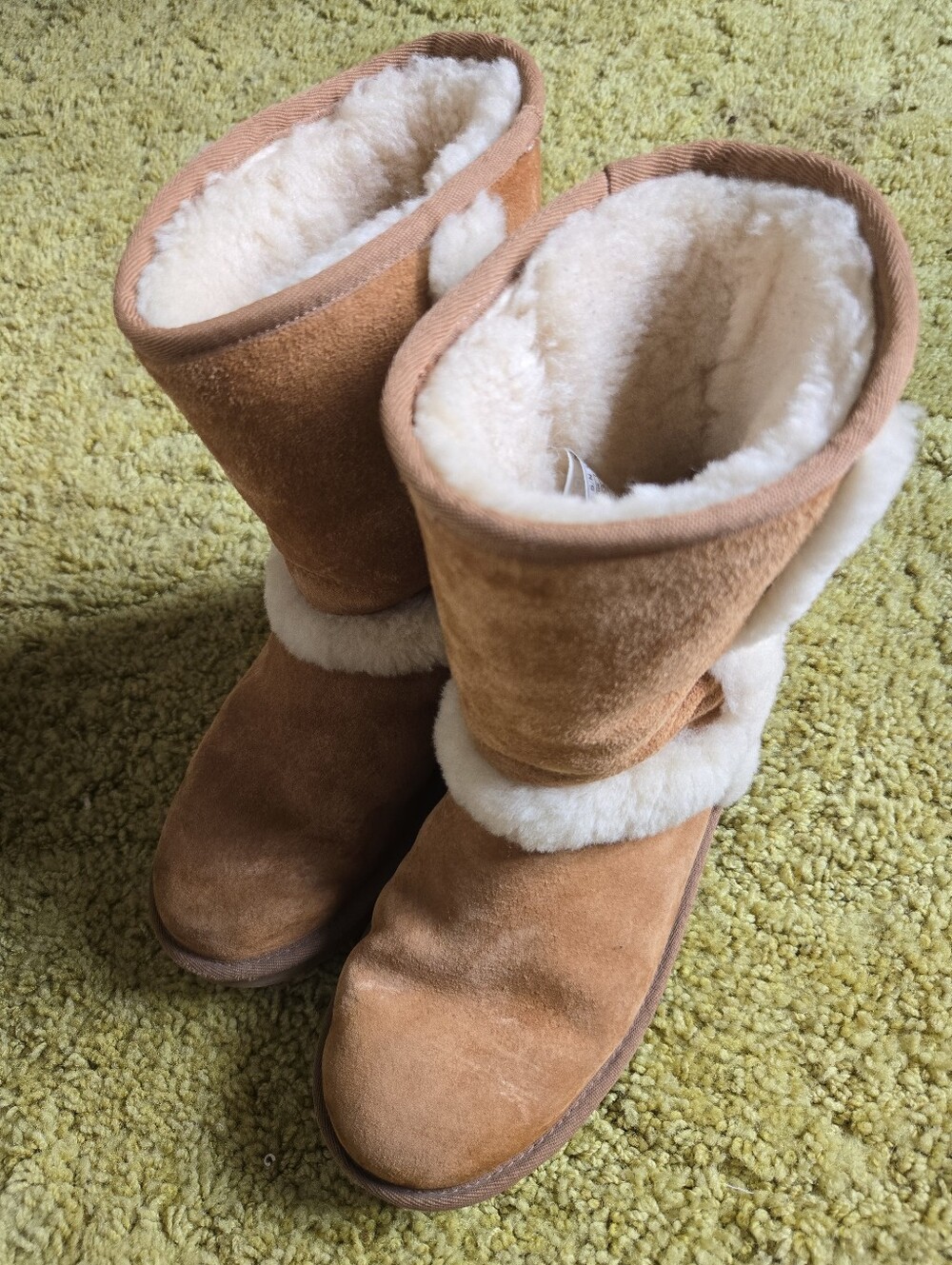 Sz 7 Ugg Women’s Boots